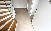 Nestelbach bei Graz, 3-Zimmer-Wohnung (Maisonette-Wohnung) inkl. Loggia, Terrasse und Garten sowie 2 TG-Abstellplätze - GWS Wohnung (Mietkaufwohnung GWS) - Vorraum
